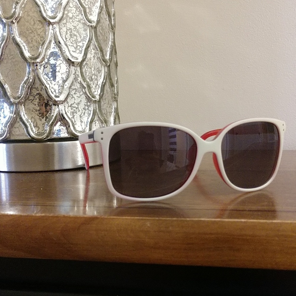 Von Zipper 🏖️ "castaway" women's sunglasses